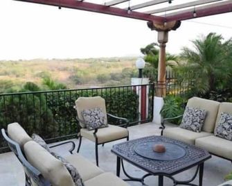 Los Altos Apartments & Studios - Manágua - Varanda