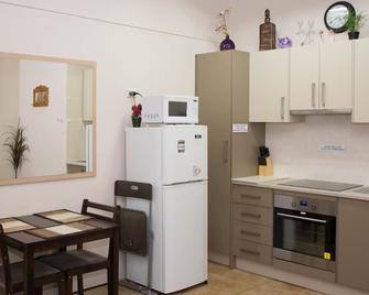 Westside Studio Apartments - Armidale - Cocina