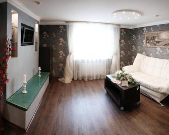 Hotel Rus - Togliatti - Obývací pokoj