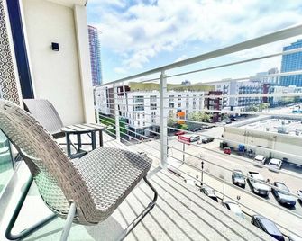 Beautiful One Bedroom Apartment With View Of City - San Diego - Balkon