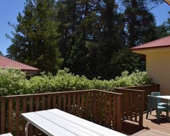 Blackheath Holiday Cabins - Blackheath - Balcony
