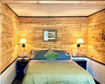 Pepper Tree Cottage - Breakfast Included - Seward - Chambre