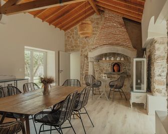 Quinta do Pinheiro Hotel E Eventos by Grupo Quinta dos Lagos - Maiorga - Eetruimte
