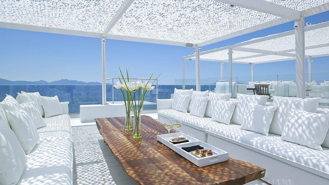 ديميترا بيتش هوتل آند سويتس