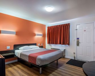 Motel 6 Sudbury. On - סאדברי (אונטריו) - חדר שינה