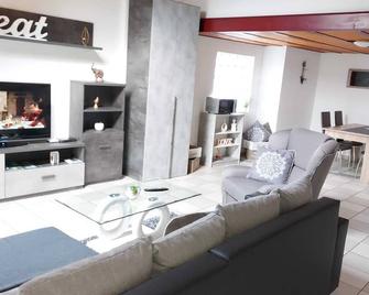 Holiday Home Il Vulcano - Gambarogno - Pokój dzienny