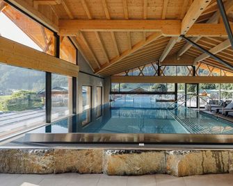 Feelfree Nature Resort - אואץ - בריכה