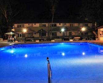 Badala Park Hotel - Serrekunda - Басейн