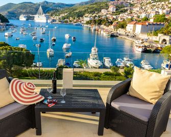 Adriatic Deluxe Apartments - Dubrovnik - Balcón