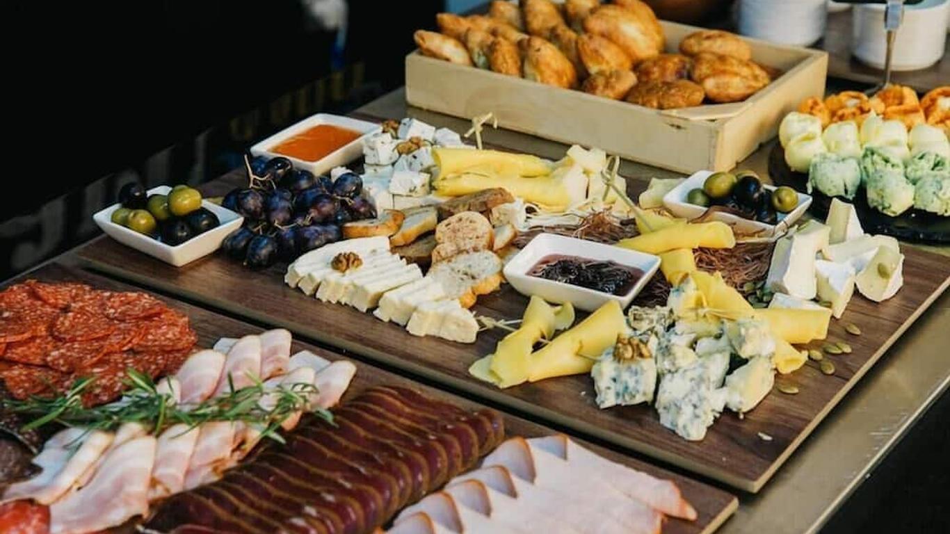 President Hotel By Hrazdan Hotel Cjsc