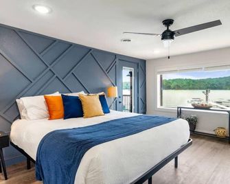 Luxe House @smoky Mtn Lakeside - Dandridge - Slaapkamer