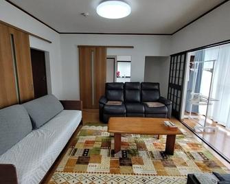 A relaxing space that can be rented exclusively for one group up to 5 people / Kirishima Kagoshima - Kirishima - Living room