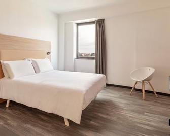 B&b Hotel Latina - Latina - Спальня