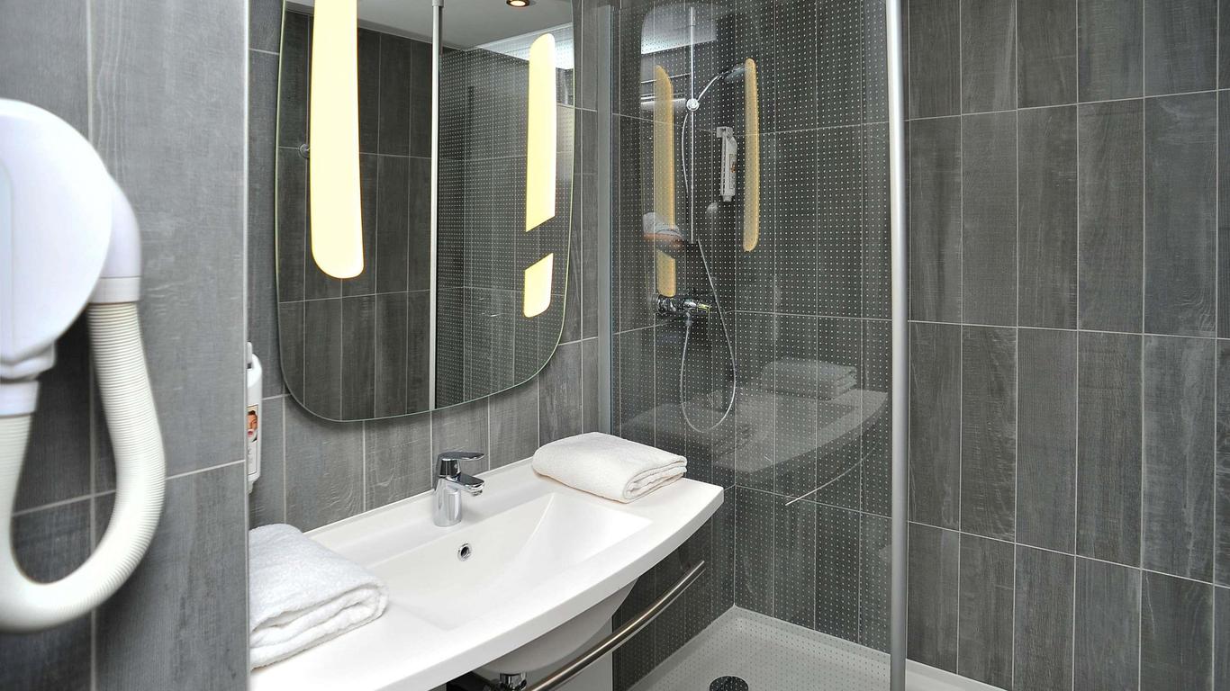 إيبيس ليون سنتر