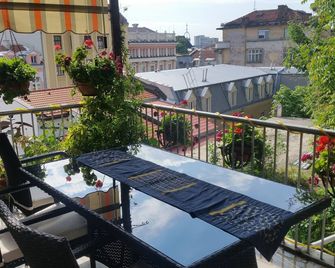 Roman Stadium Apartments - Filibe - Balkon