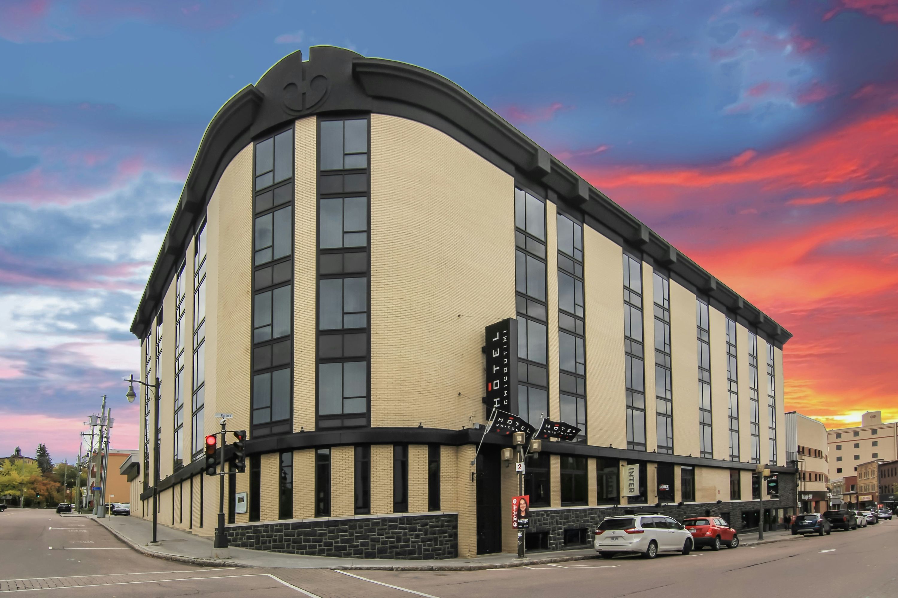 Hotel Chicoutimi - Saguenay - Edificio