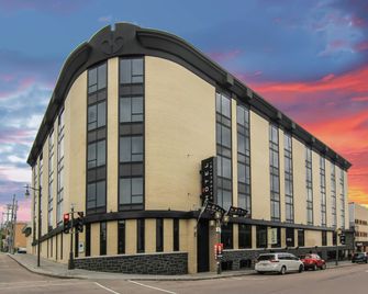 Hotel Chicoutimi - Saguenay - Edificio