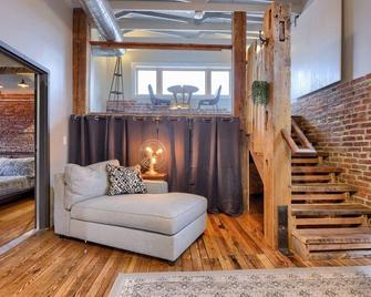 Sweet Lancaster Suite - Lancaster