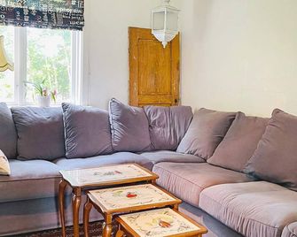 4 Person Holiday Home In Mariestad-By Traum - Mariestad - Living room