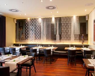 Holiday Inn Nürnberg City Centre - נורמברג - מסעדה