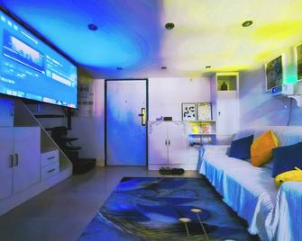 Chic Loft 1-bedroom apartment in brilliant Shenzhen Nanshan with WiFi, AC - Shenzhen - Living room