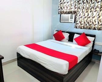 Hotel Shri Ganga Palace - Sidhi - Bedroom