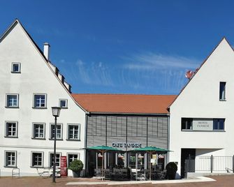 Tandem Hotel - במברג - בניין