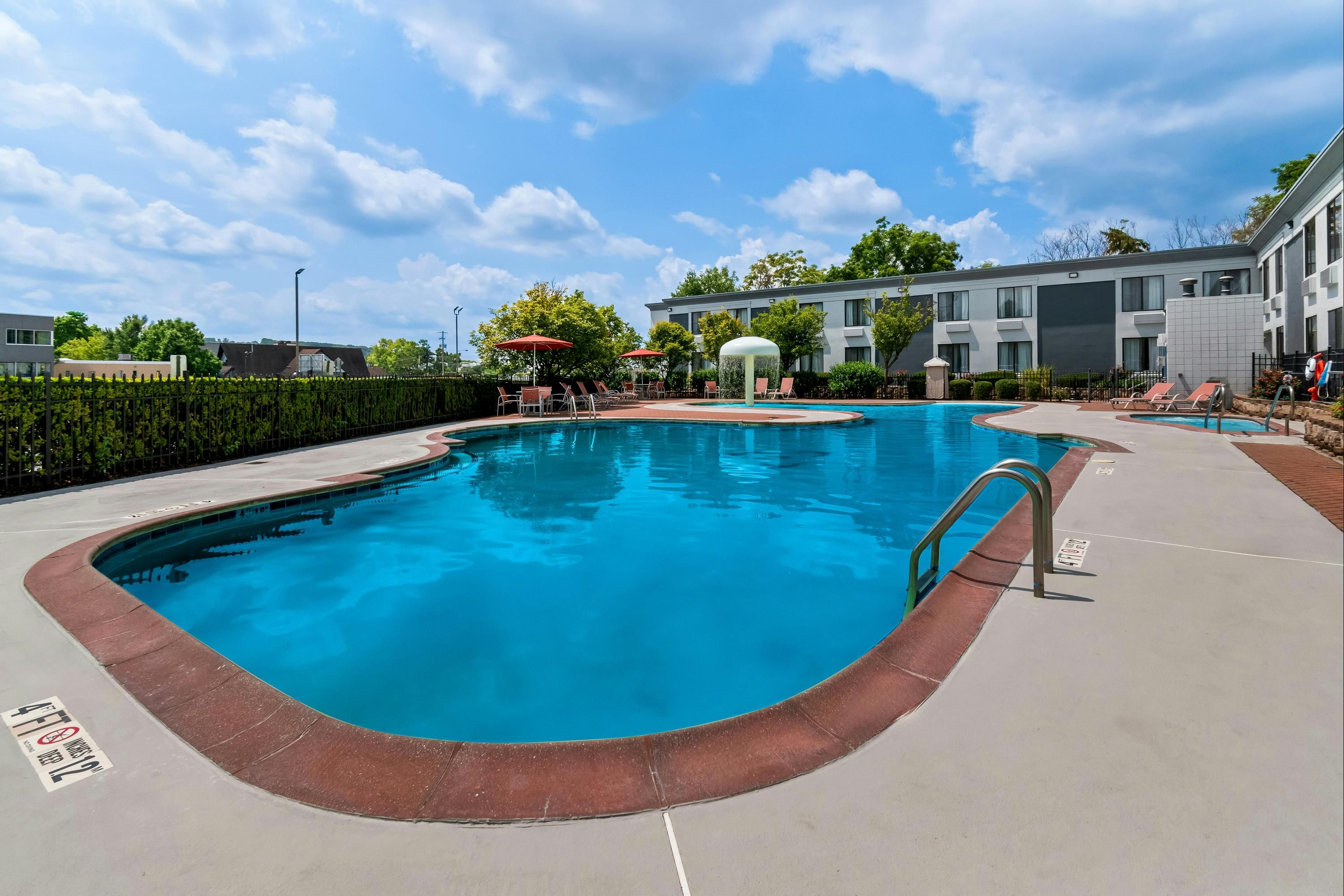 Spark by Hilton Hummelstown Hershey - Hummelstown - Piscina