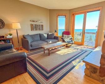 Windsong 610 - Lake Superior - Beaver Bay, Mn - Beaver Bay - Sala de estar