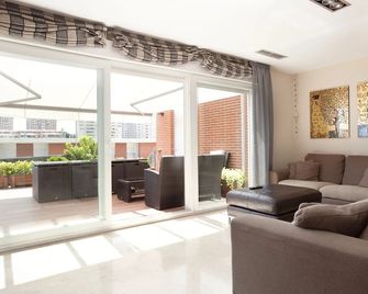 Villa Beach Barcelona - Montgat - Living room