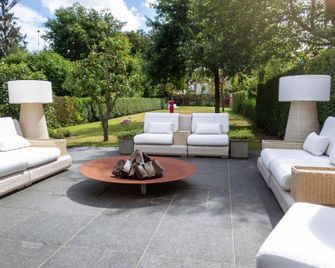 B&B Saint-Georges -Located in the city centre of Bruges- - Bruges - Patio