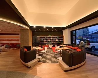 Ibis Hotel (Shanghai New Hongqiao) - Shanghai - Oleskelutila