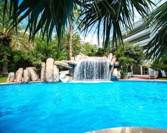 Ona Jardines Paraisol - Salou - Pool