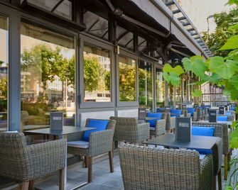 Hilton Antwerp Old Town - Antwerpen - Patio