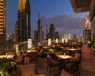 Four Points by Sheraton Sheikh Zayed Road, Dubai - Dubai - Ravintola