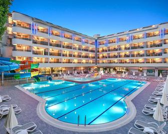 Avena Resort & Spa Hotel - Alanya - Bể bơi