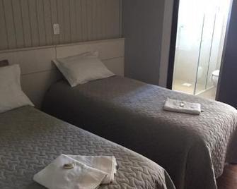 Hotel Morada Dos Pinheiros - Bom Jardim da Serra - Bedroom