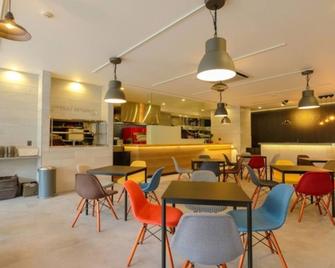 Ele Hotel Kuzuha - Vacation Stay 80336v - 히라카타 - 레스토랑