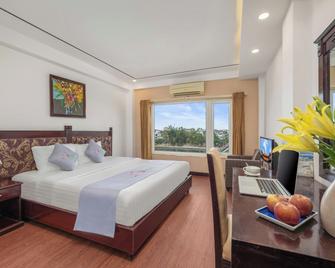 Vina Hotel Hue - Hue - Bedroom