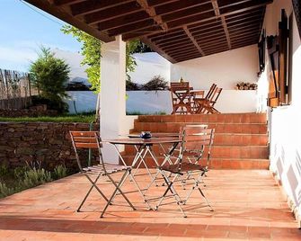 Holiday Home in Guadiana Park near River - Mértola - Terasa