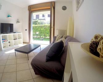 Bergamo: Apartement with little garden - Bérgamo - Sala de estar