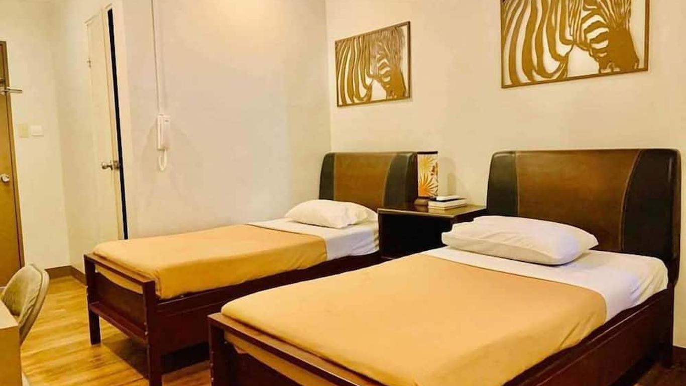 Hotel Tiffany - Laoag