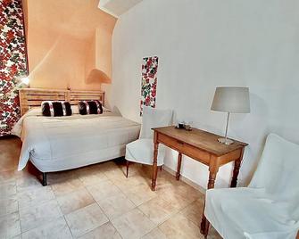 La Casetta sul Lago - Viverone - Habitación