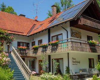 Holiday home 3 1 - Apartment Family Hanfstängl - Bad Tolz - Gebouw