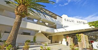 Calvi Hôtel - Calvi - Building