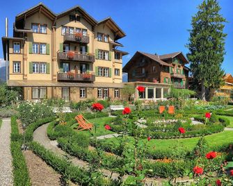 Alpenrose Hotel & Gardens - Wilderswil - Budova