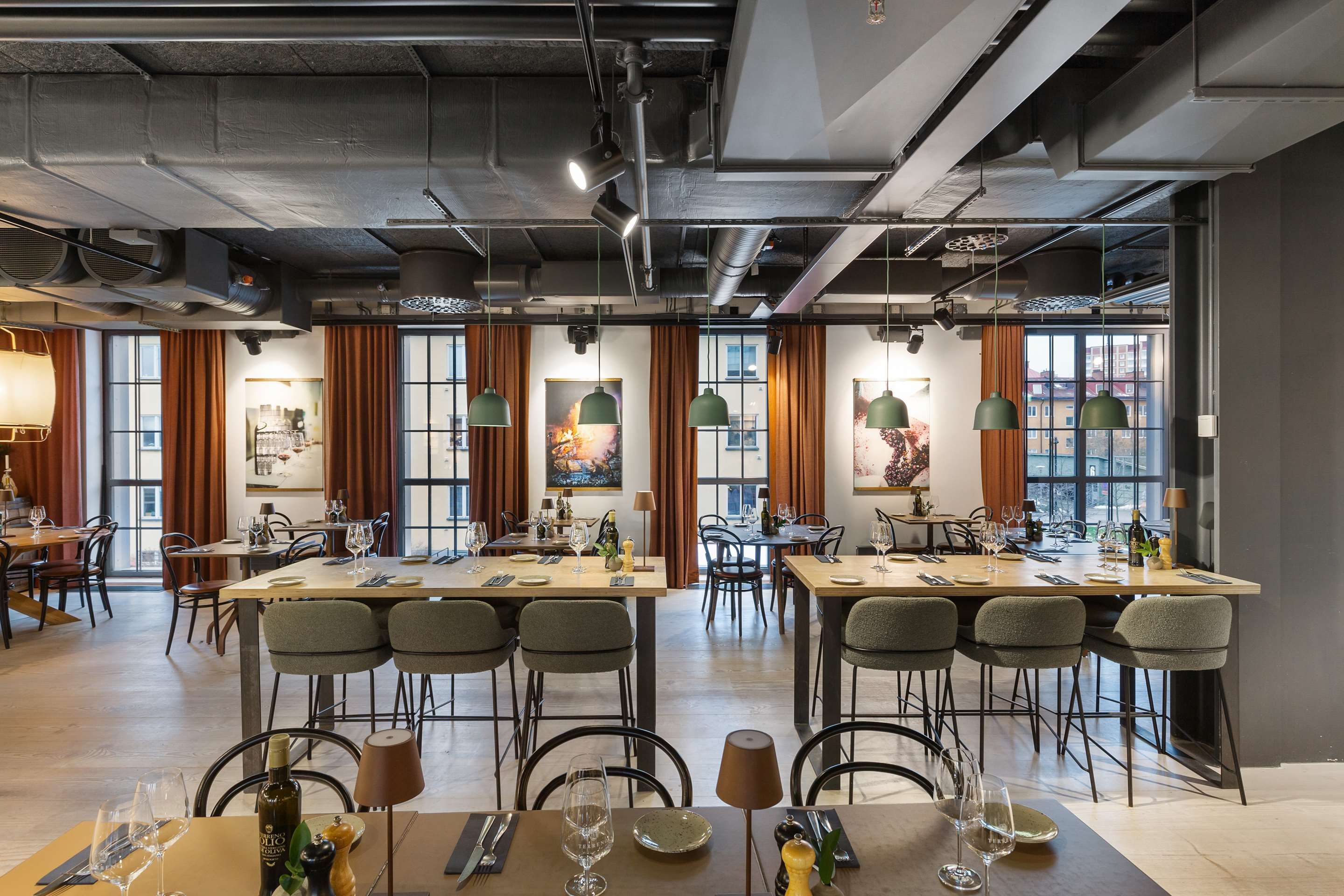 ذا واينري هوتل، وورلد هوتلز كرافتيد