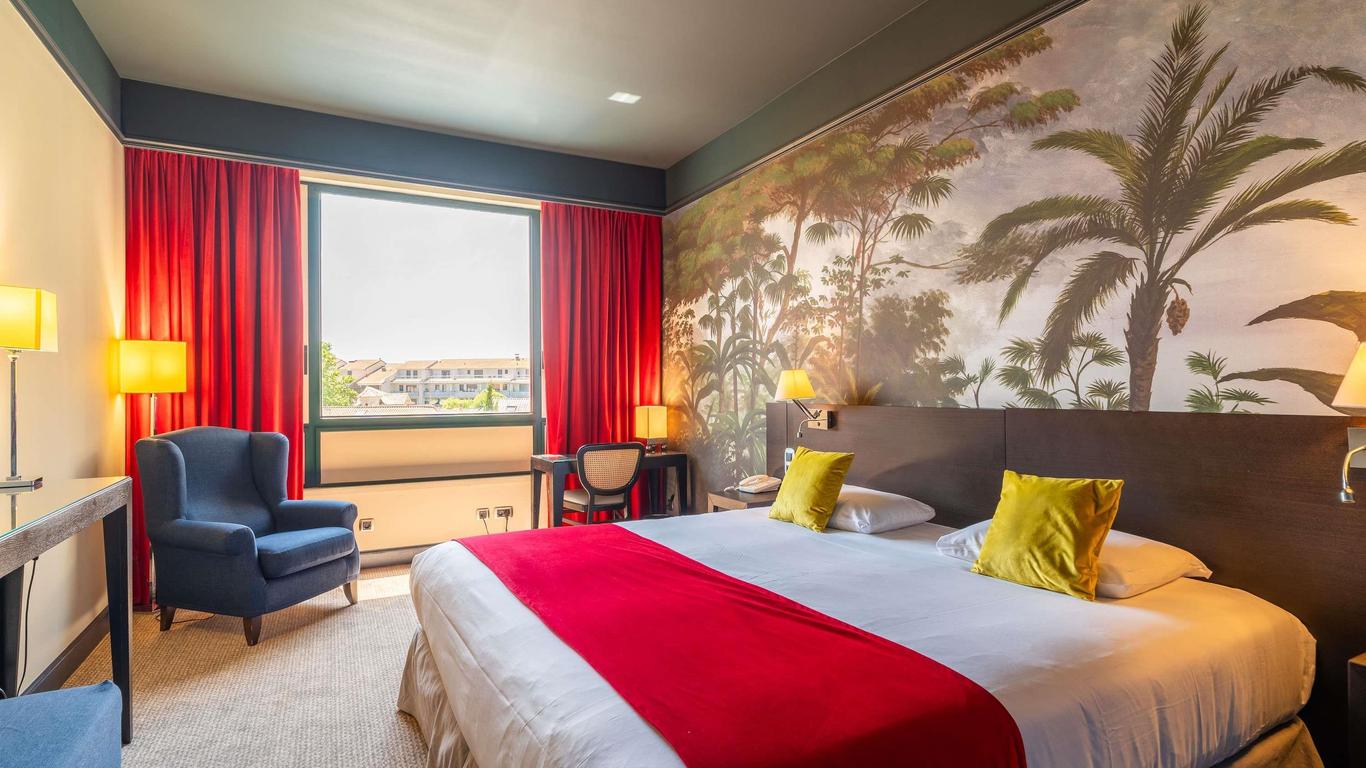 머큐어 보르도 샤토 샤르트롱