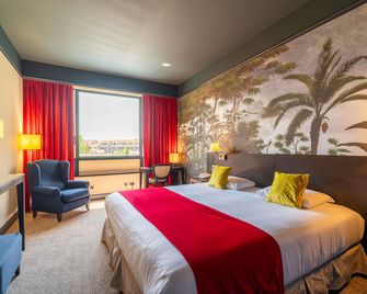 مركيور بوردو شاتو شارترونز - بوردو - غرفة نوم