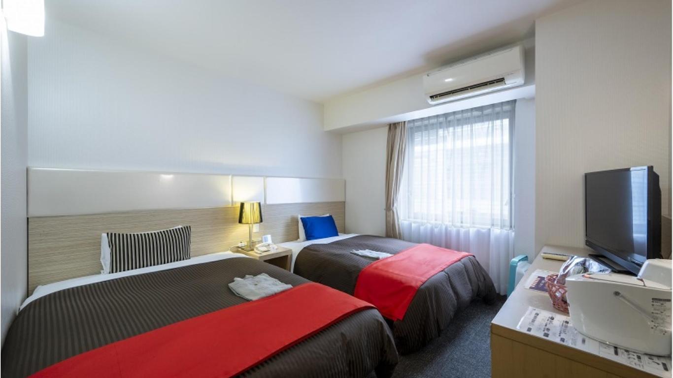 Hotel 1-2-3 Takasaki